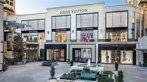 louis vuitton seattle bravern|louis vuitton store in bellevue.